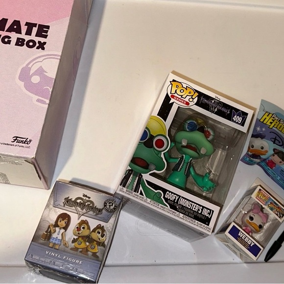 Ultimate Funko Pop Kingdom Hearts  Box - Picture 2 of 3